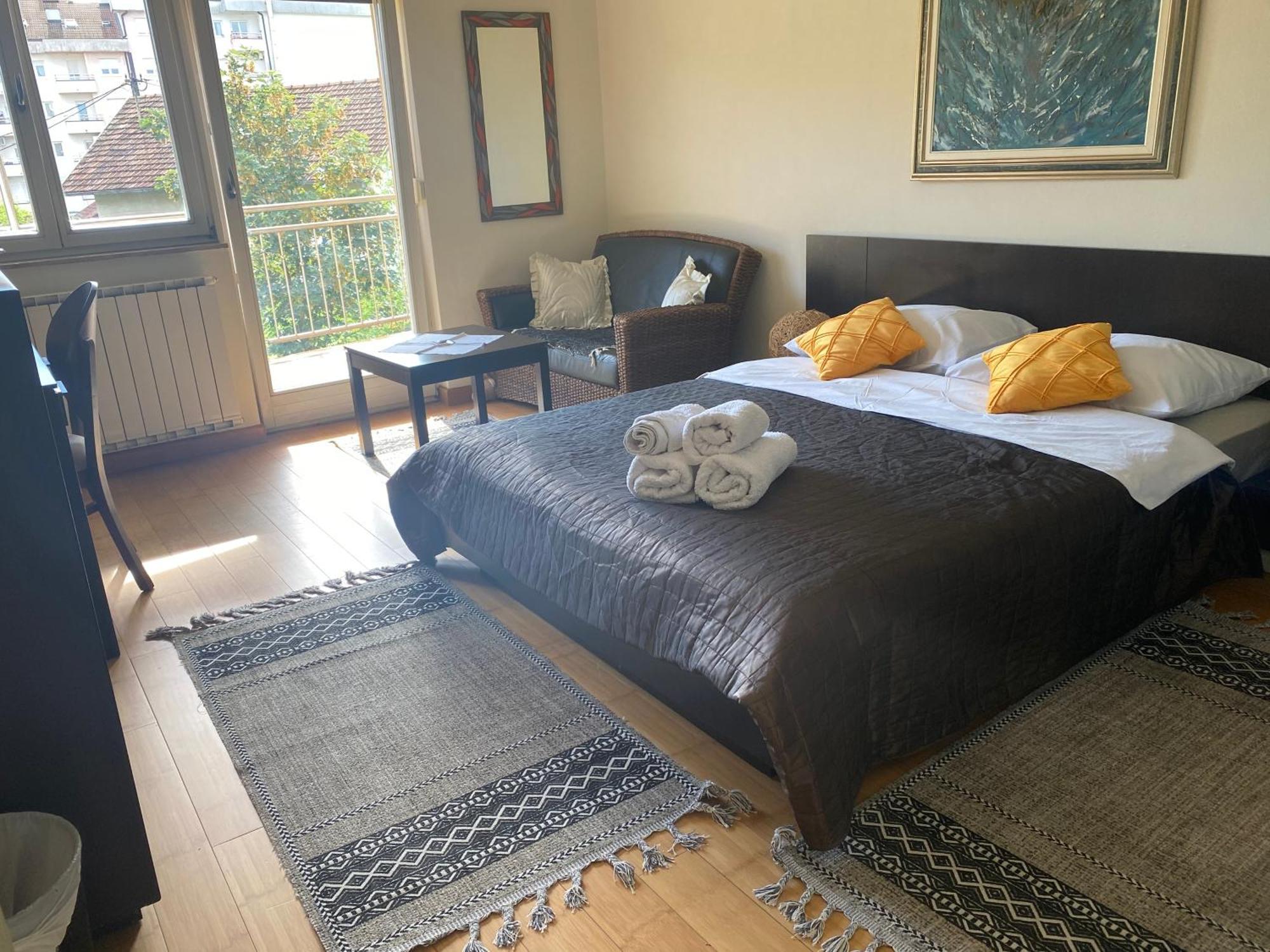Bolek Mansion Leilighet Banja Luka Eksteriør bilde