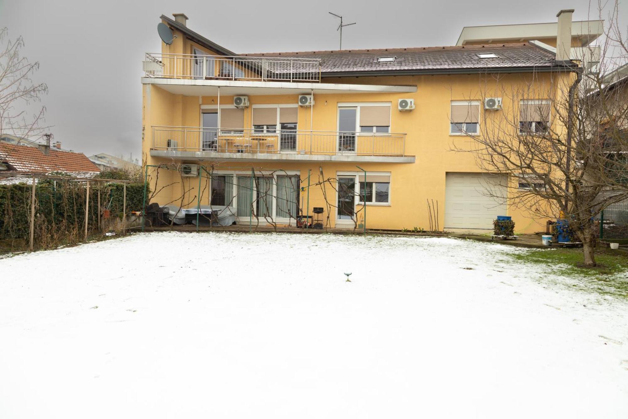 Bolek Mansion Leilighet Banja Luka Eksteriør bilde
